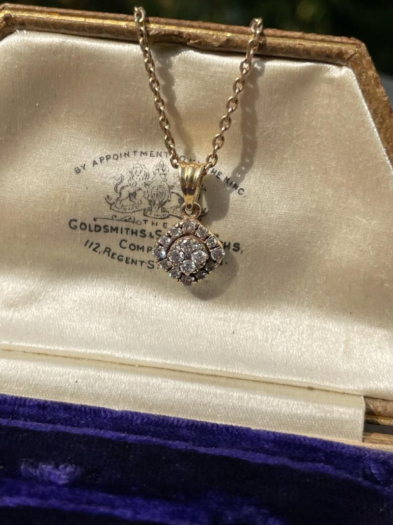 Here’s the product description for the Vintage Diamond Encrusted Gold Charm: Vintage Diamond Encrusted Gold Charm