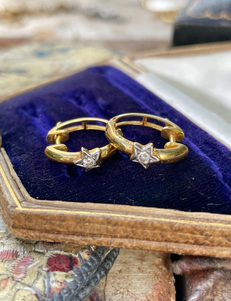 Vintage 18ct Gold Star Huggie Hoops