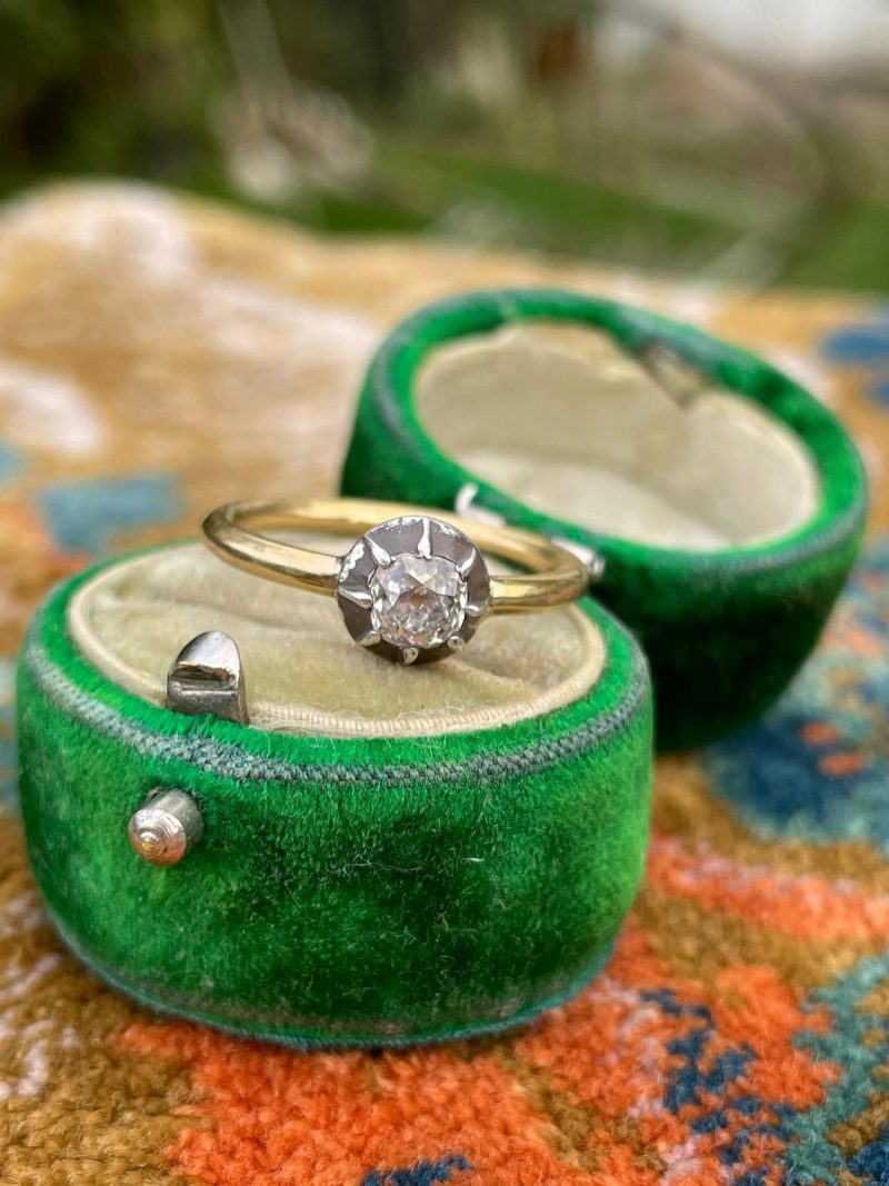 Antique Victorian Solitaire Ring
