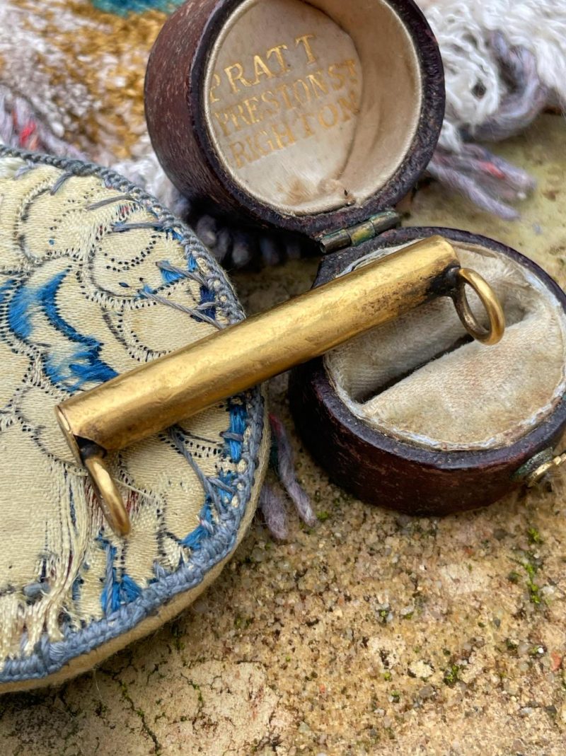 Antique 22ct Yellow Gold Charm Holder